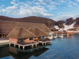 Бани на воде в «Emily Resort»