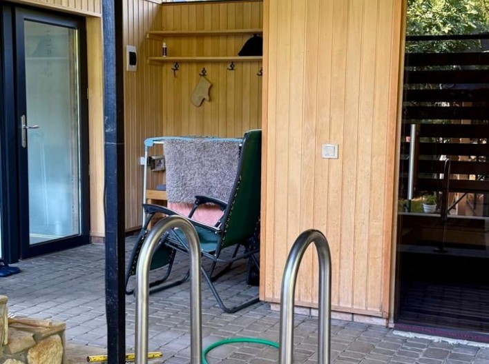 Bathhouse "Comfort family uzh"