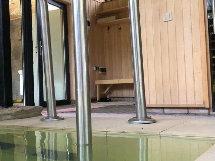 Bathhouse "Comfort family uzh"