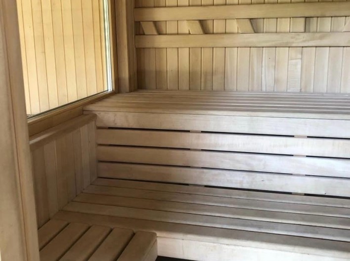 Bathhouse "Comfort family uzh"