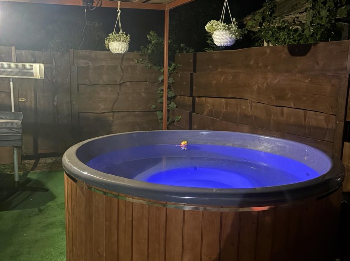 Банно-оздоровительный дом «SALAMANDRA Spa»