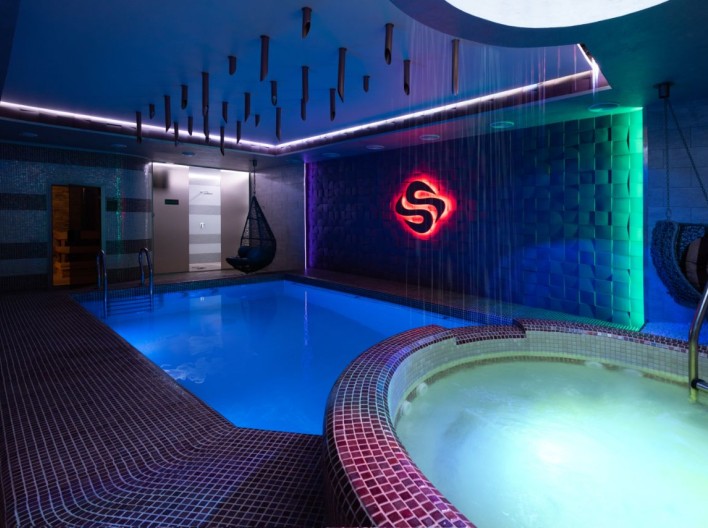 Теплий бассейн + джакузі