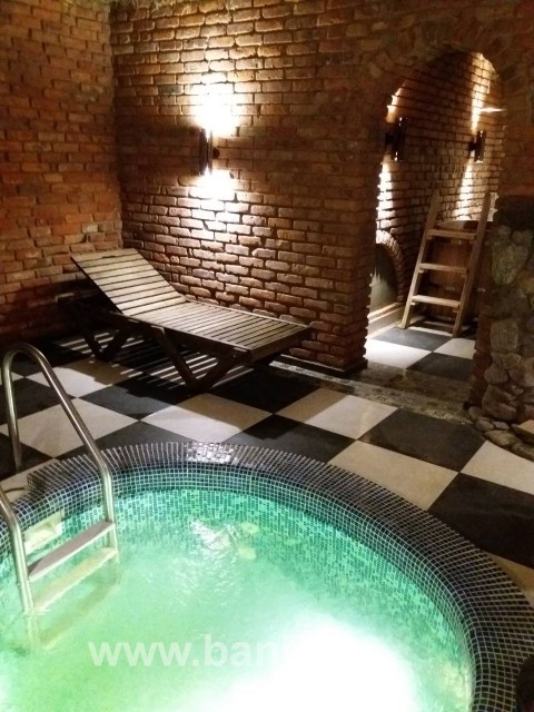 Баня Дом Викинга 2 зал с тёплым бассейном джакузи